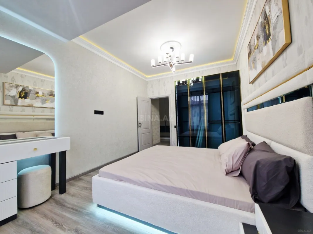 Satılır 2 otaqlı mənzil 84.6 m²