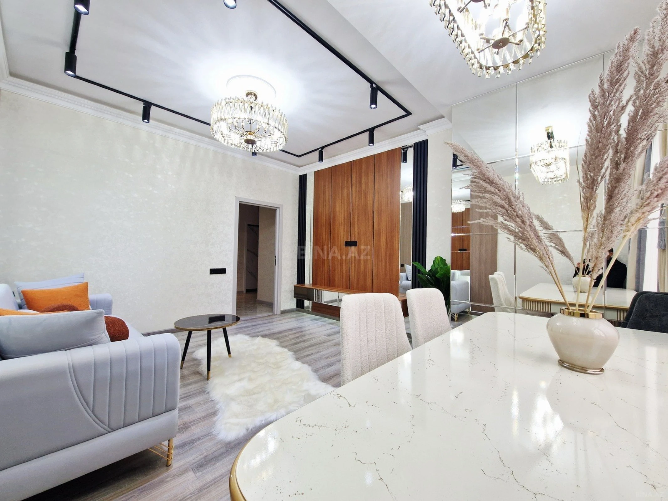 Satılır 2 otaqlı mənzil 84.6 m²