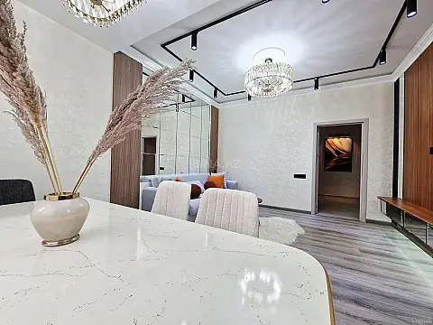Satılır 2 otaqlı mənzil 84.6 m²