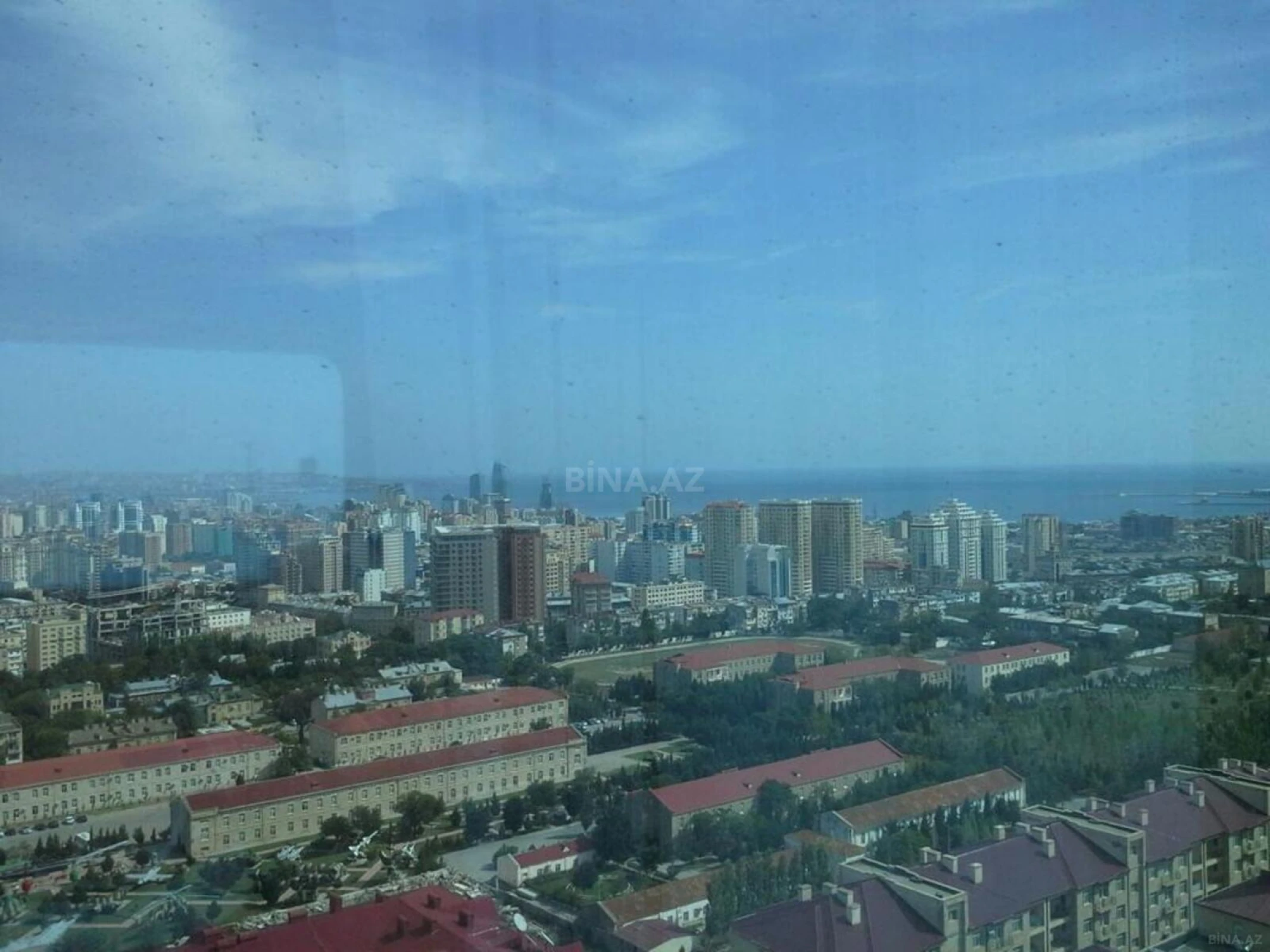 Satılır 2 otaqlı mənzil 100 m²