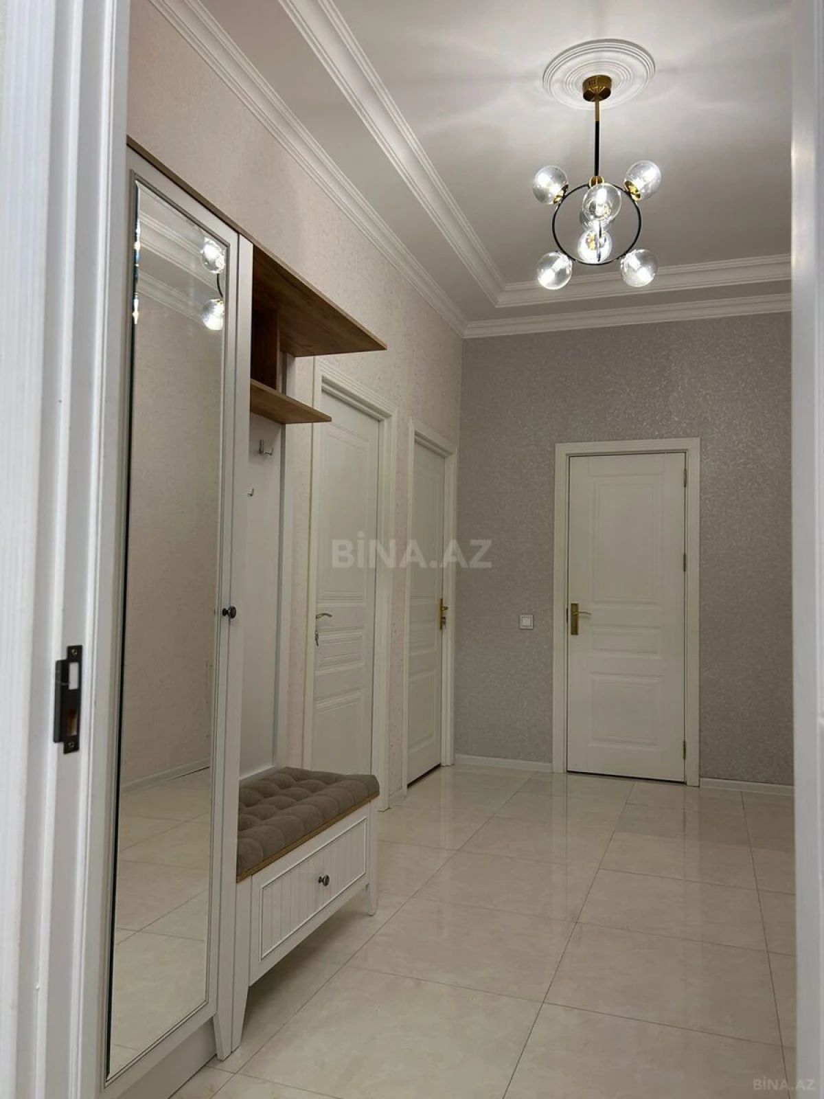 Kirayə verilir 3 otaqlı mənzil 120 m²