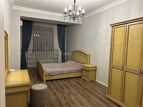 Kirayə verilir 3 otaqlı mənzil 120 m²