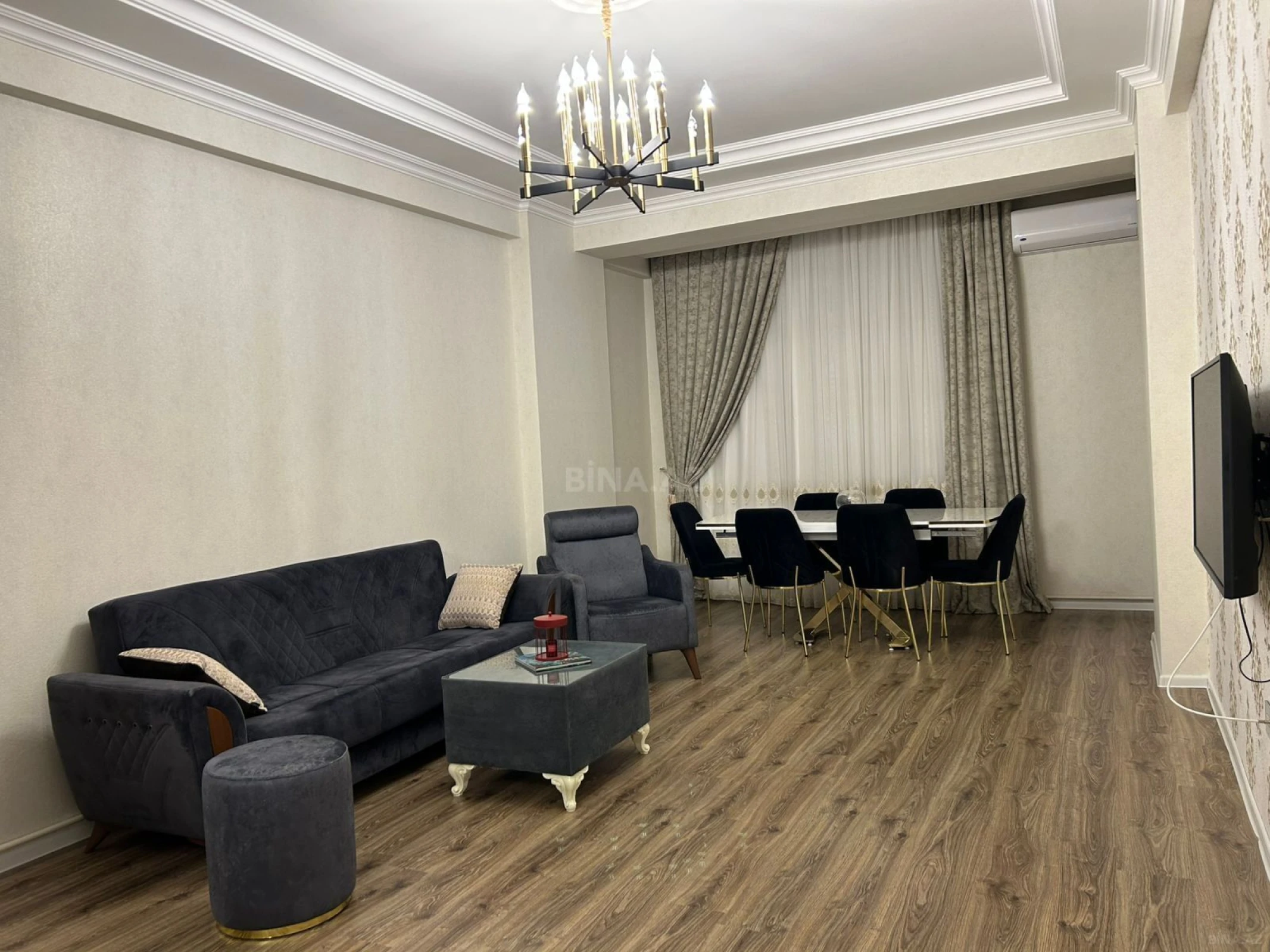 Kirayə verilir 3 otaqlı mənzil 120 m²