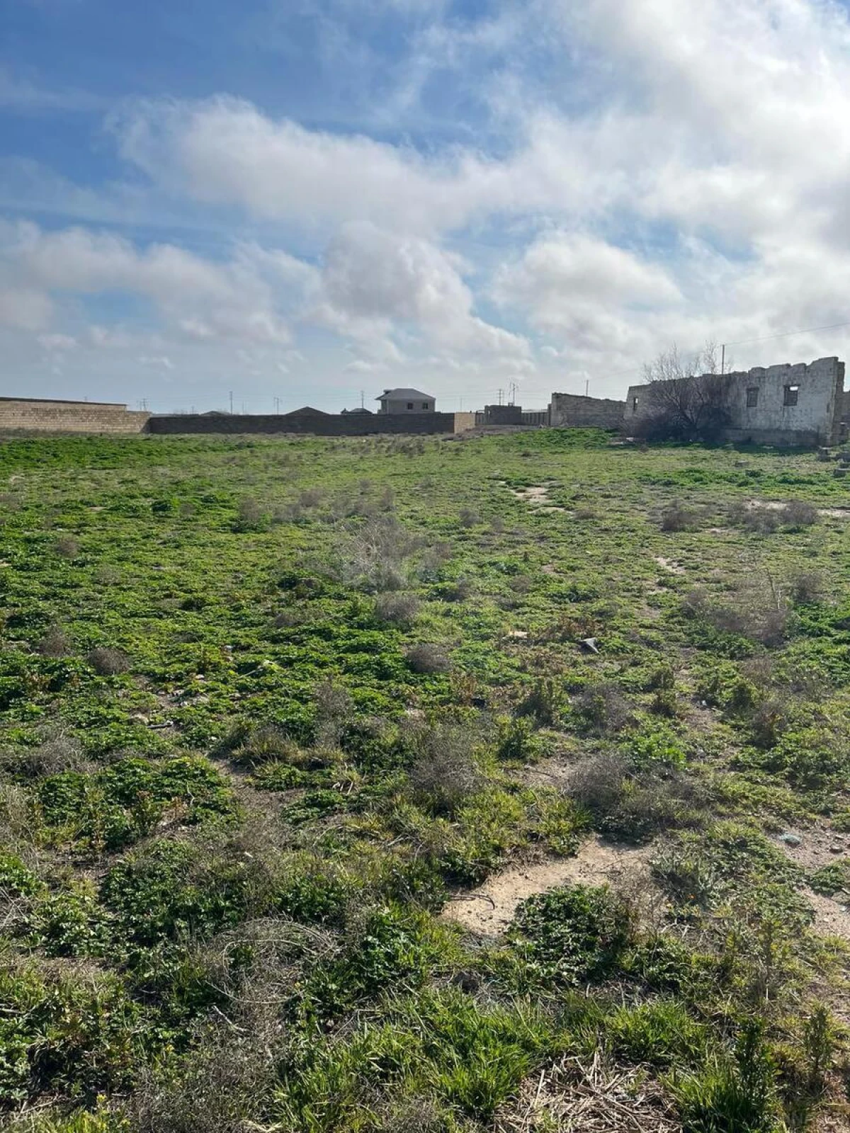 Satılır torpaq sahəsi 70 m²