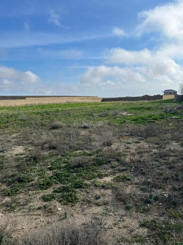 Satılır torpaq sahəsi 70 m²