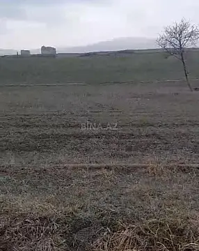 Satılır torpaq sahəsi 70 m²