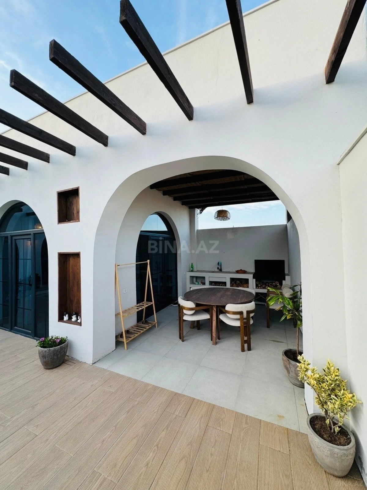 Kirayə verilir 4 otaqlı həyət evi 250 m²