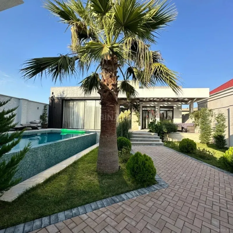 Kirayə verilir 4 otaqlı həyət evi 250 m²