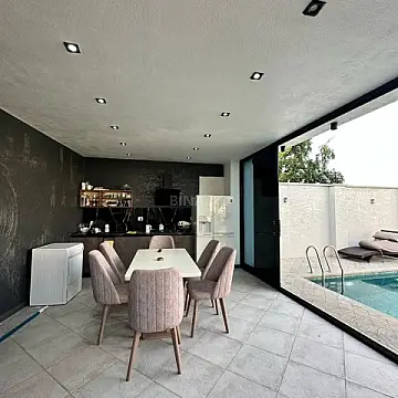 Kirayə verilir 4 otaqlı həyət evi 250 m²