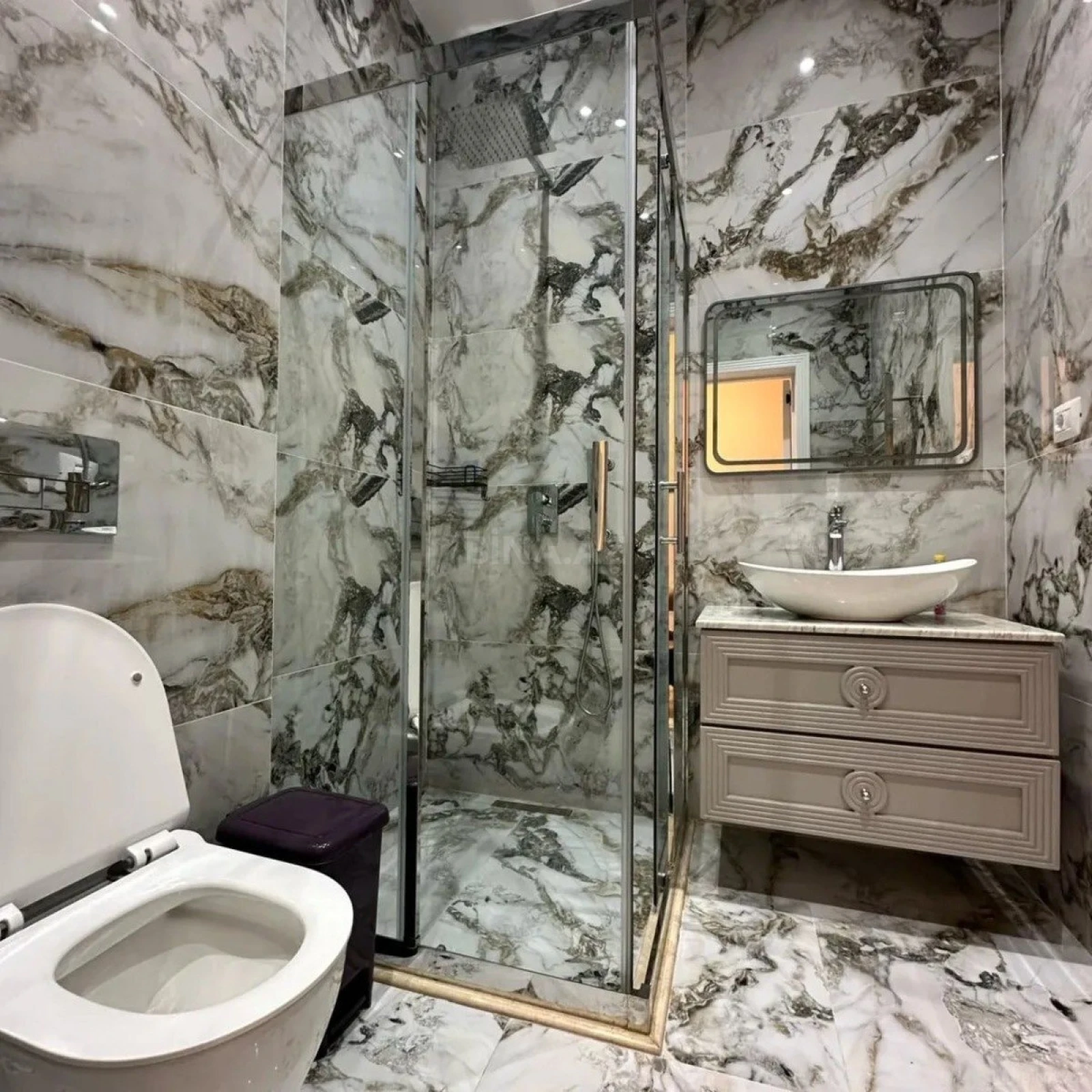 Kirayə verilir 4 otaqlı həyət evi 250 m²