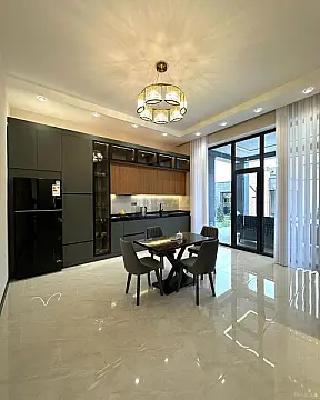 Kirayə verilir 4 otaqlı həyət evi 250 m²