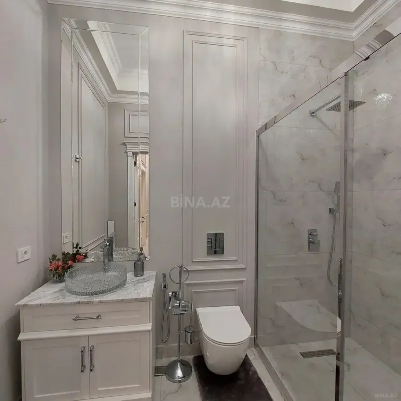 Kirayə verilir 4 otaqlı həyət evi 250 m²