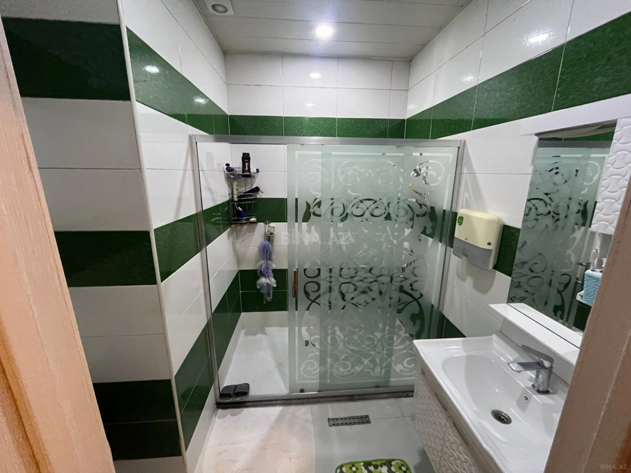 Satılır 3 otaqlı mənzil 105 m²