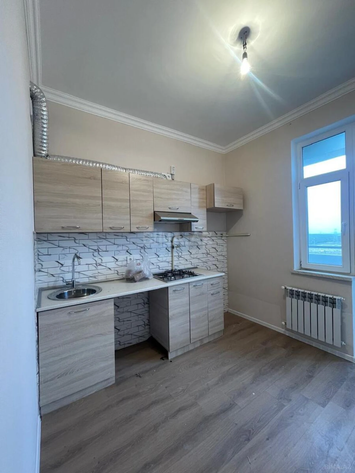 Satılır 3 otaqlı mənzil 77 m²
