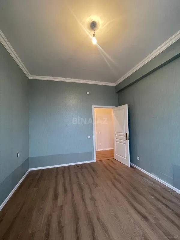 Satılır 3 otaqlı mənzil 77 m²