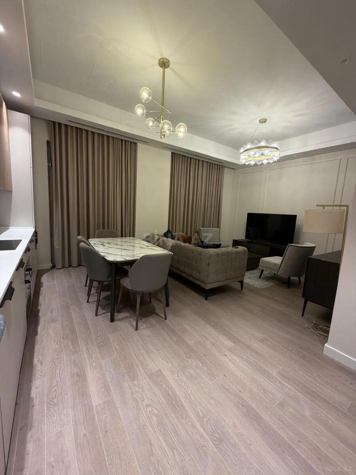 Kirayə verilir 3 otaqlı mənzil 110 m²