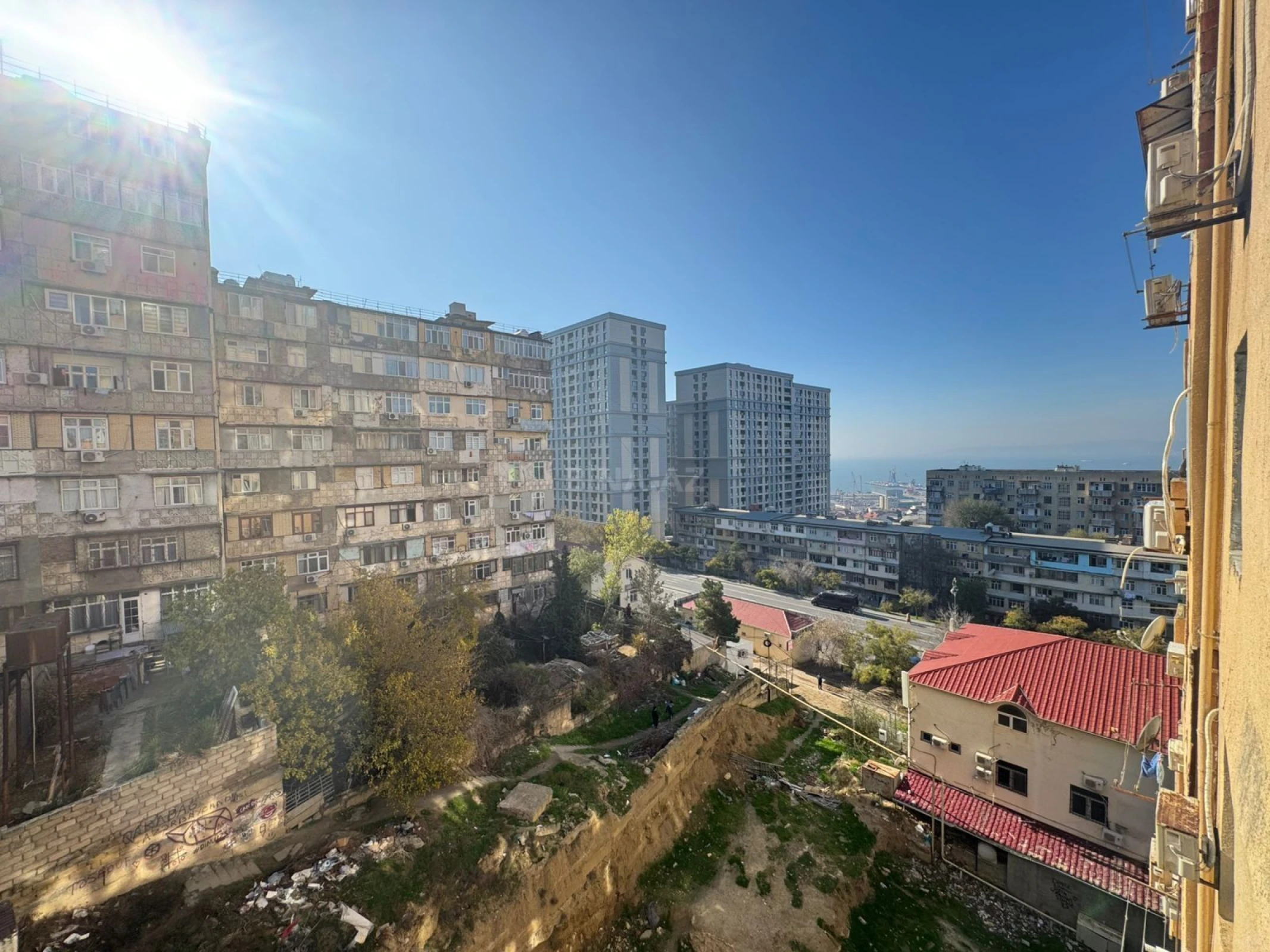 Satılır 3 otaqlı mənzil 77 m²