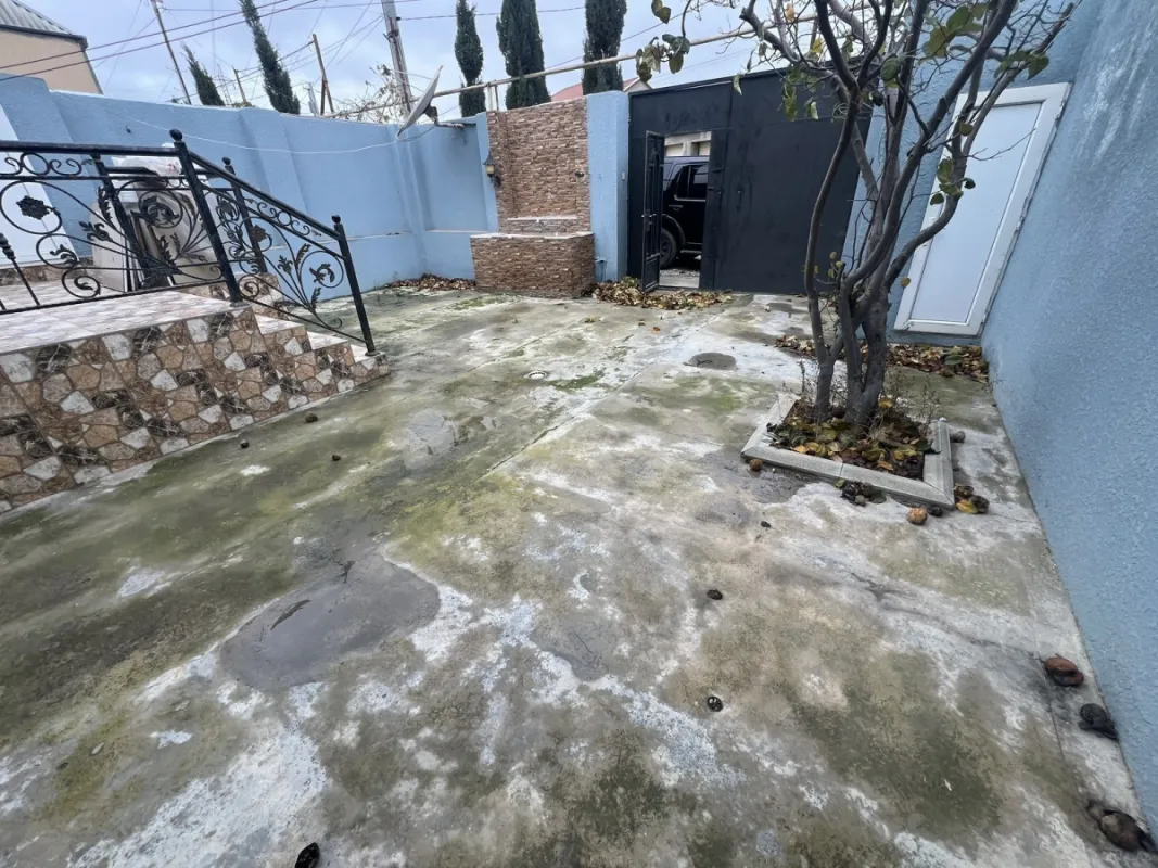 Satılır 4 otaqlı həyət evi 90 m²