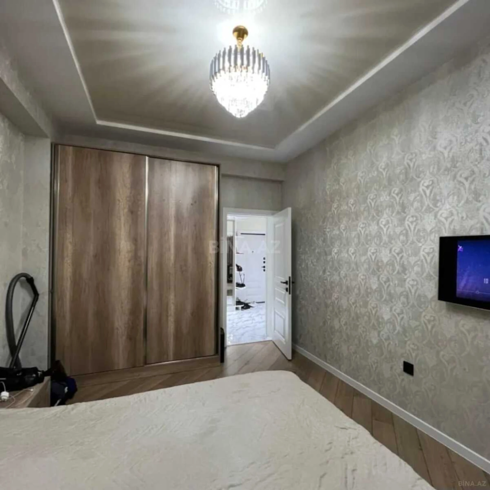 Satılır 2 otaqlı mənzil 65 m²