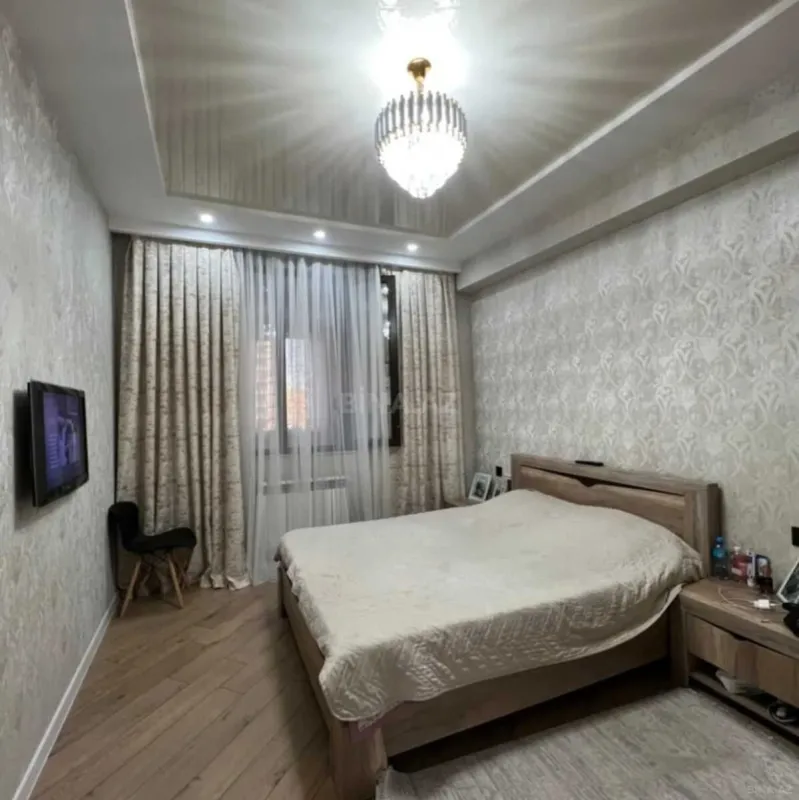 Satılır 2 otaqlı mənzil 65 m²