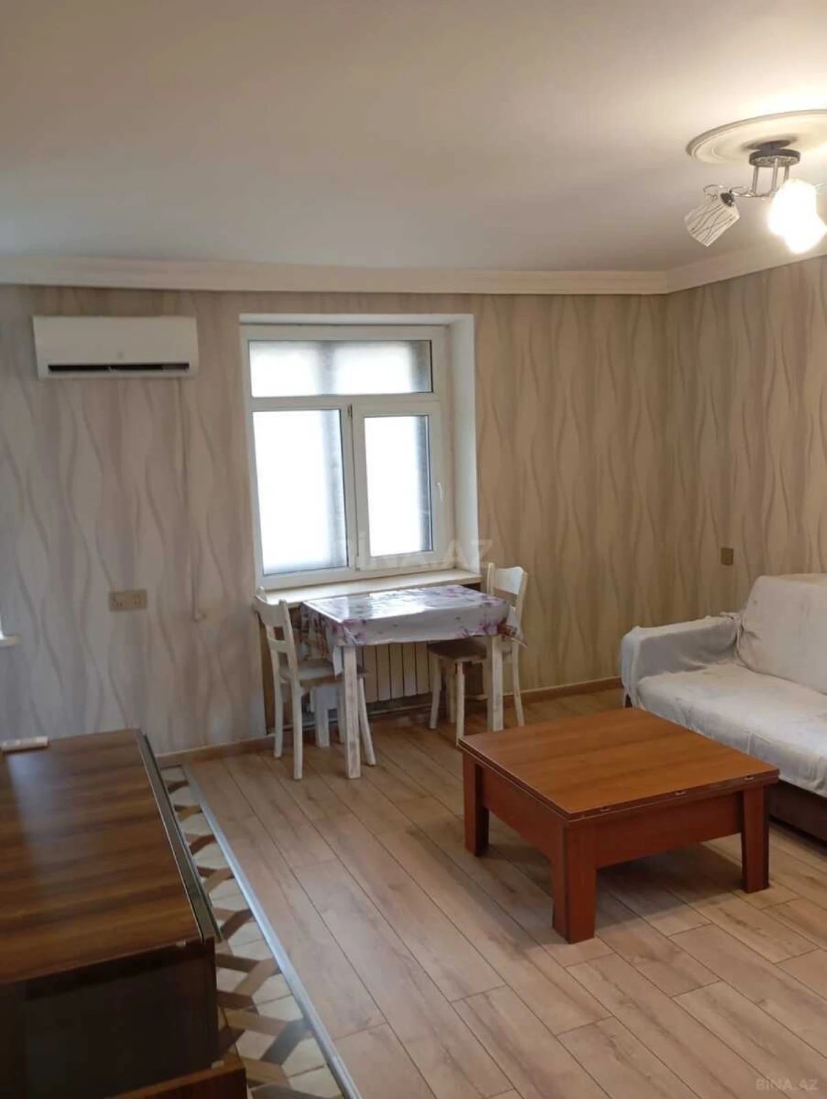 Satılır 1 otaqlı mənzil 37 m²