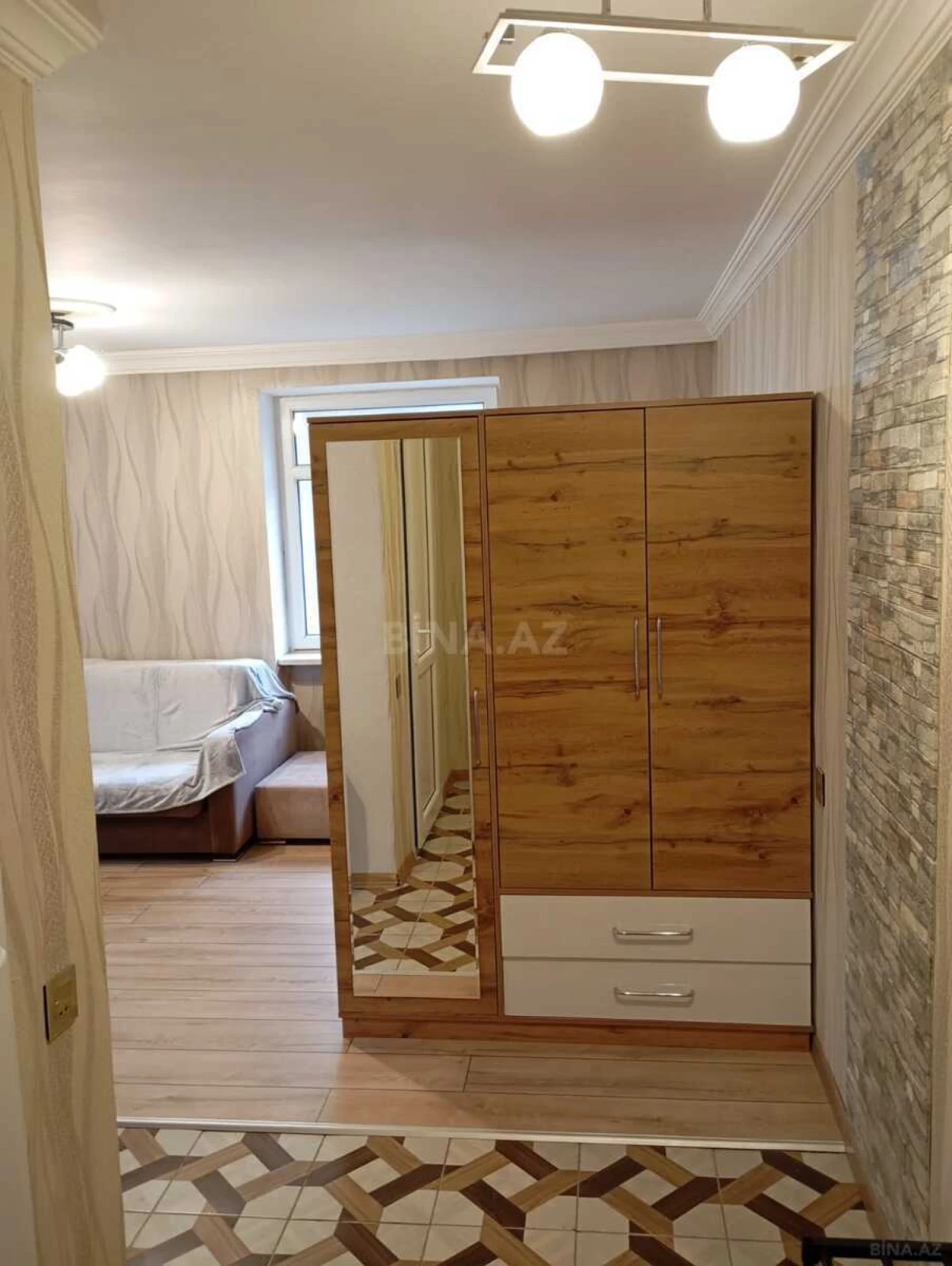 Satılır 1 otaqlı mənzil 37 m²