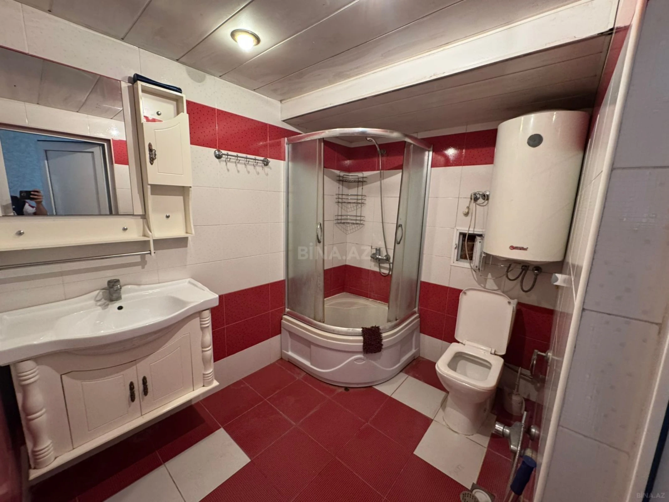 Satılır 3 otaqlı mənzil 70 m²