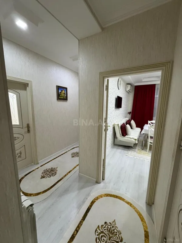 Satılır 3 otaqlı mənzil 105 m²