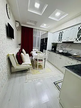 Satılır 3 otaqlı mənzil 105 m²