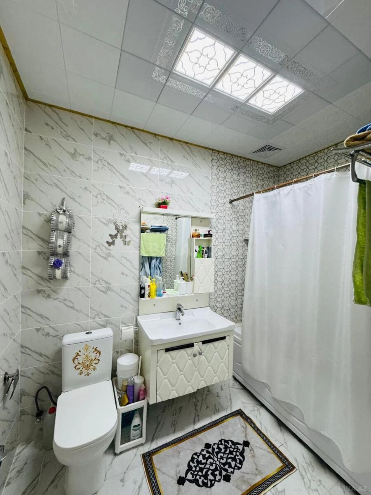Satılır 3 otaqlı mənzil 105 m²