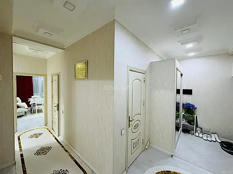 Satılır 3 otaqlı mənzil 105 m²