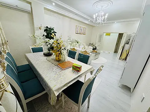 Satılır 3 otaqlı mənzil 105 m²