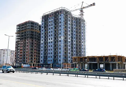 Satılır 3 otaqlı mənzil 130 m²