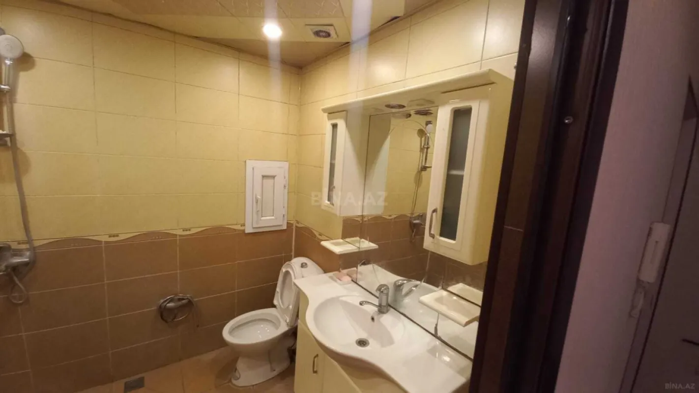 Satılır 2 otaqlı mənzil 78 m²