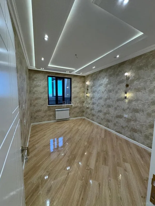 Satılır 5 otaqlı mənzil 260 m²