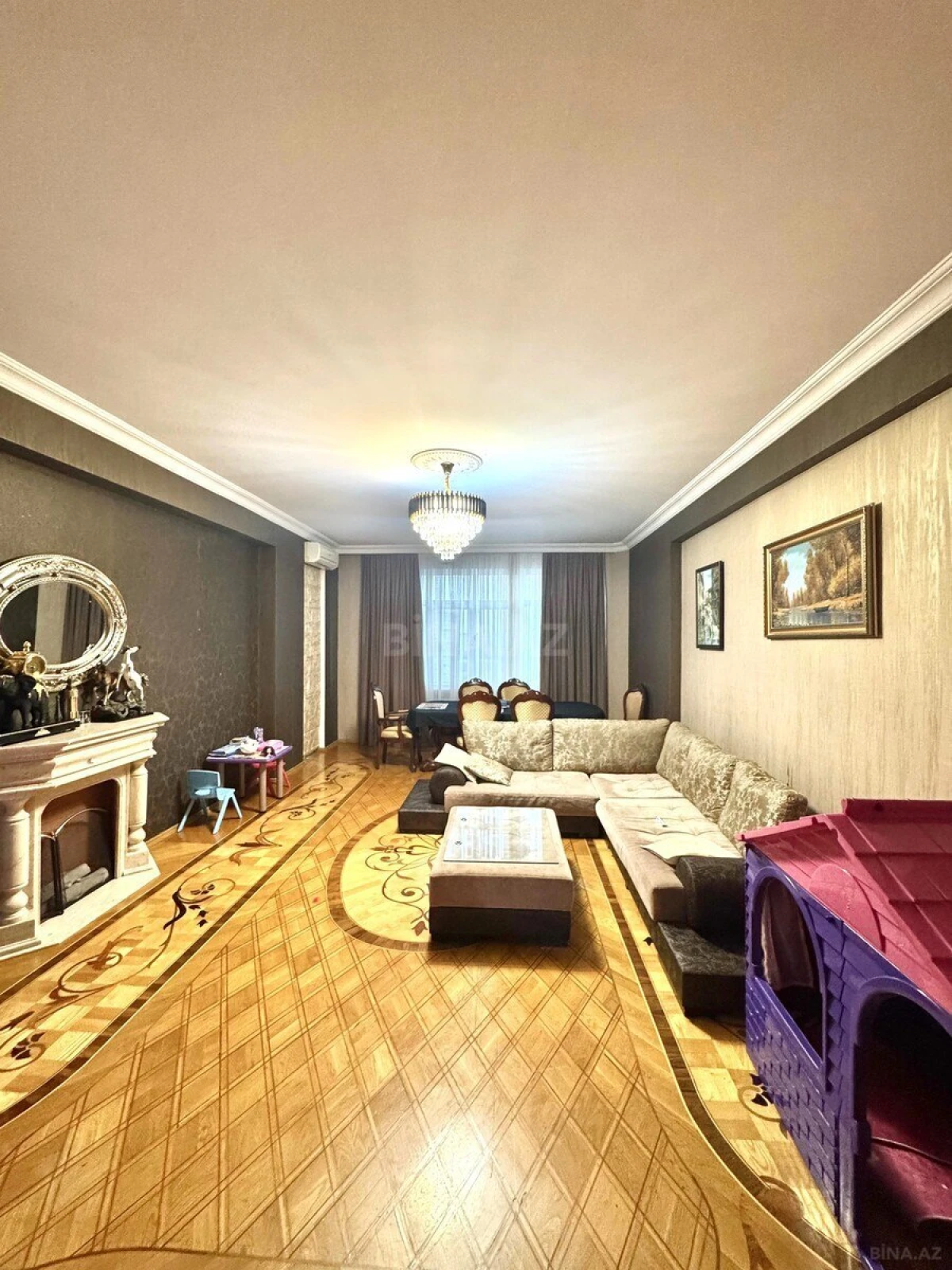 Satılır 3 otaqlı mənzil 155 m²