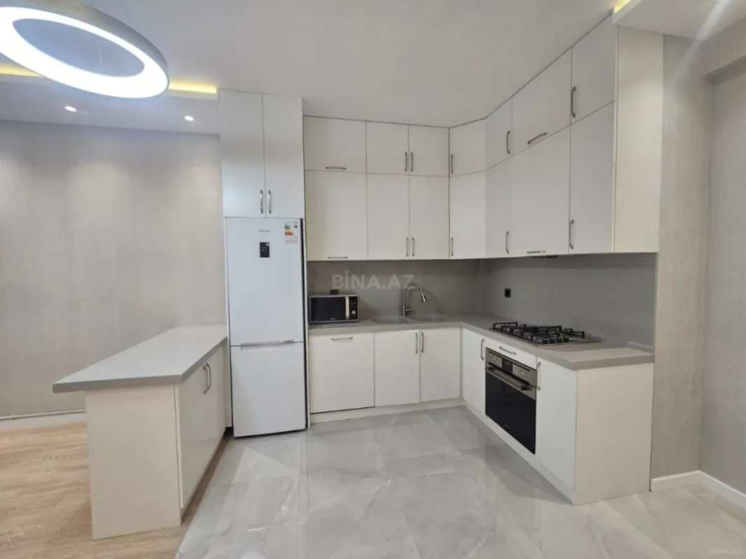 Kirayə verilir 2 otaqlı mənzil 80 m²
