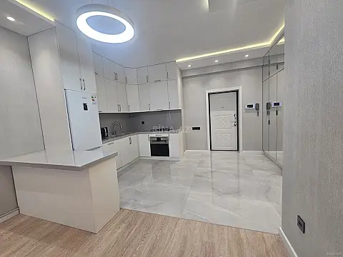 Kirayə verilir 2 otaqlı mənzil 80 m²