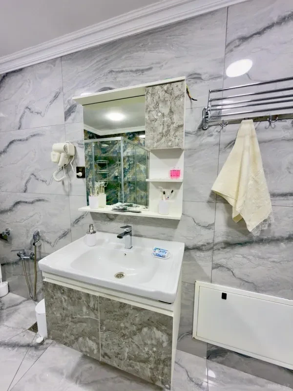 Kirayə verilir 4 otaqlı həyət evi 200 m²