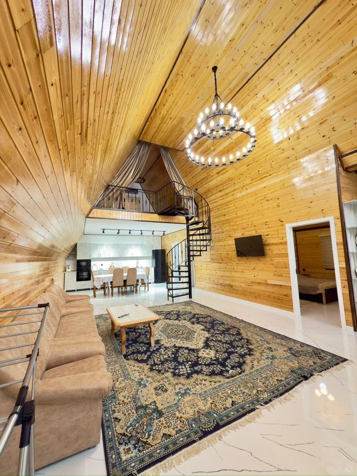 Kirayə verilir 4 otaqlı həyət evi 200 m²