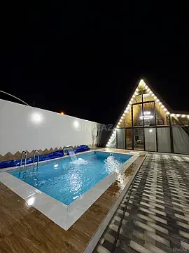 Kirayə verilir 4 otaqlı həyət evi 200 m² — Bakı 4 otaq 200.00 m²