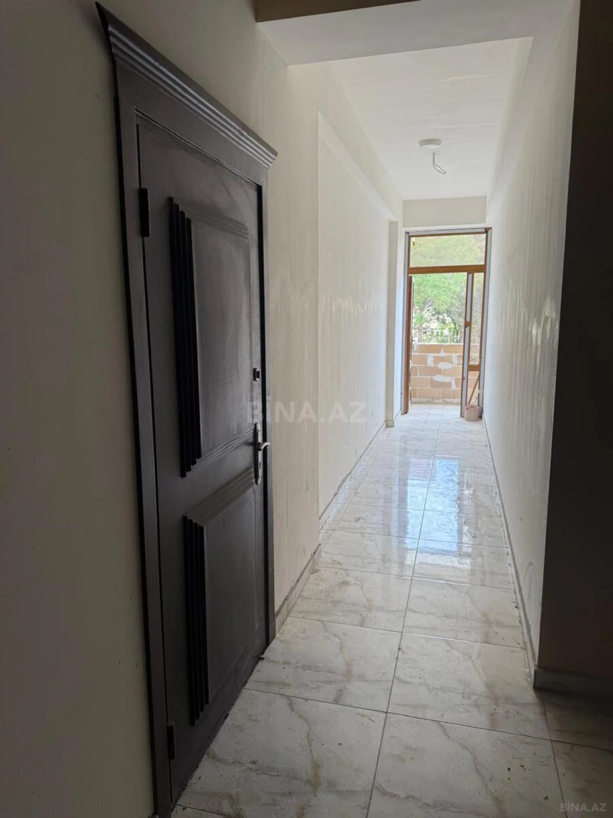 Satılır 3 otaqlı mənzil 124 m²