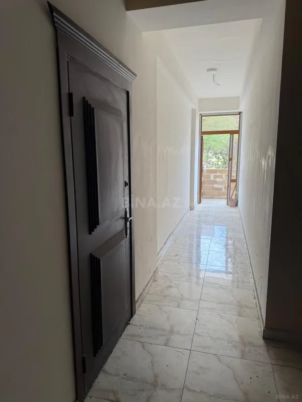 Satılır 3 otaqlı mənzil 124 m²