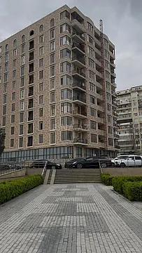 Satılır 3 otaqlı mənzil 124 m² — Bakı, Memar Əcəmi yanı 3 otaq 124.00 m²