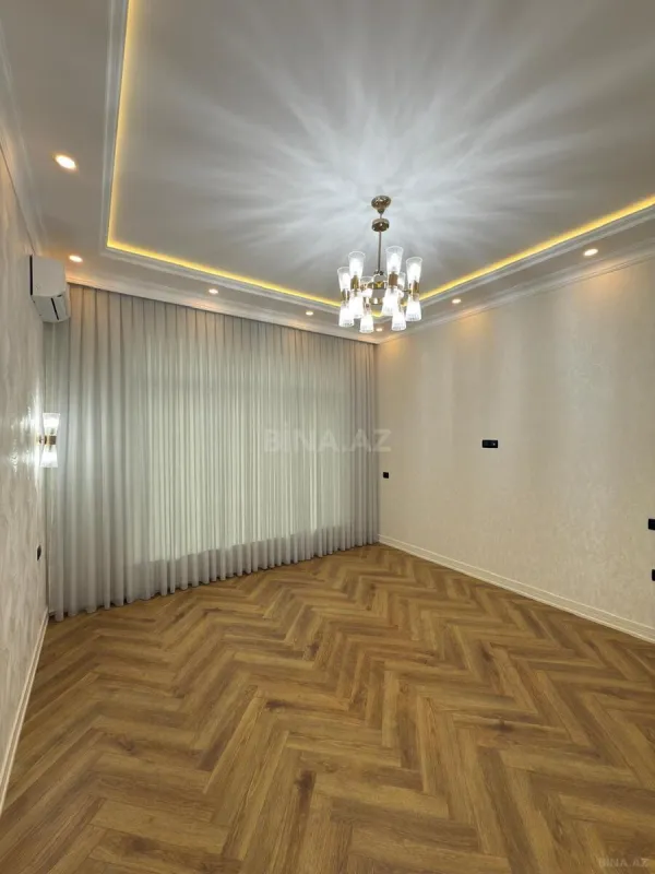 Satılır 6 otaqlı həyət evi 450 m²