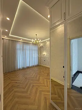 Satılır 6 otaqlı həyət evi 450 m²