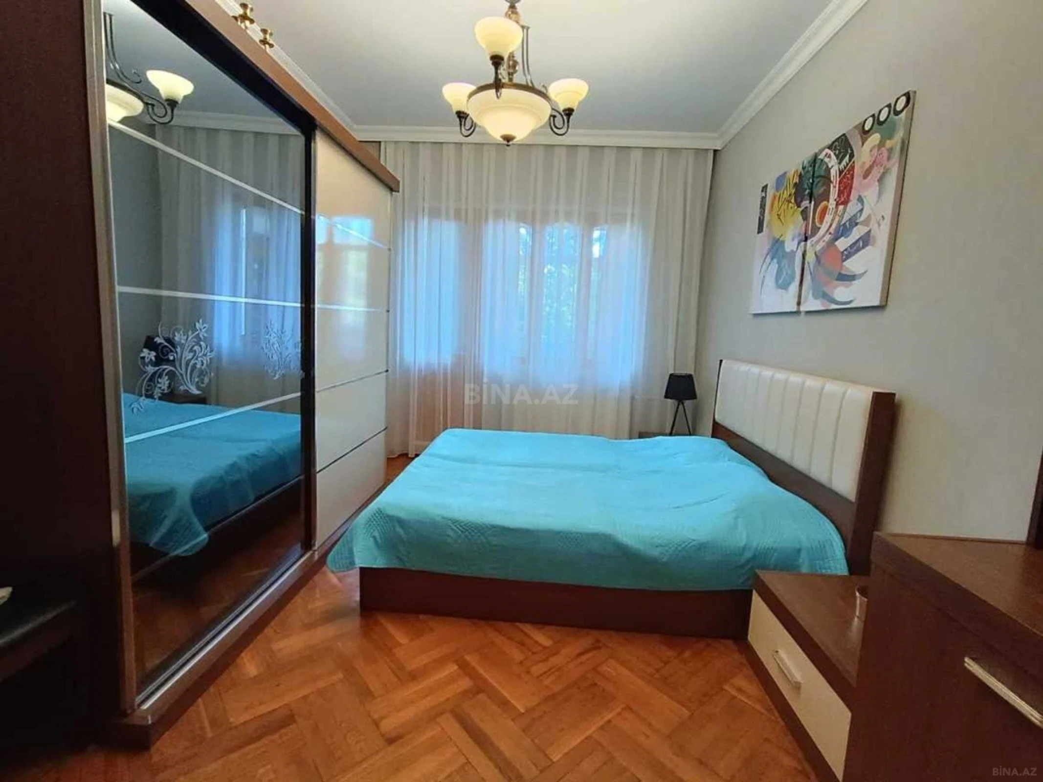 Satılır 2 otaqlı mənzil 70 m²