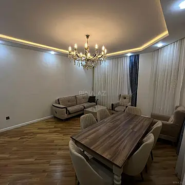 Satılır 3 otaqlı mənzil 137 m²