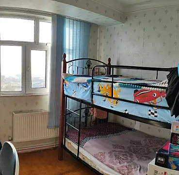 Satılır 4 otaqlı mənzil 85 m²