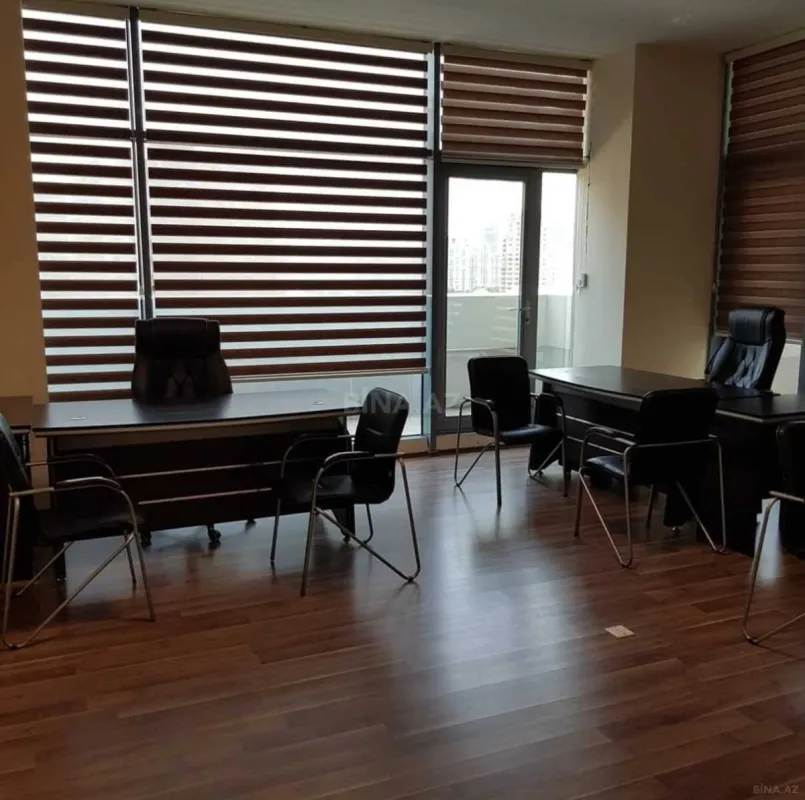 Satılır obyekt 400 m²